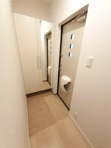 ソレイユ大和の玄関
