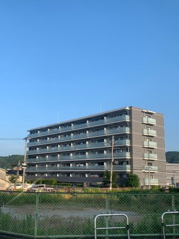 京都市山科区西野左義長町の中古マンション