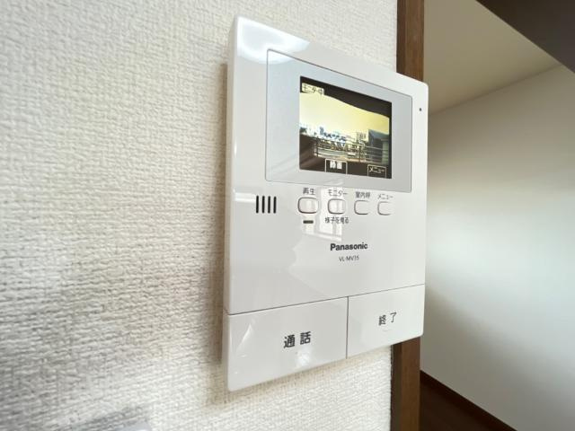 ロイヤルパレスの内装|カメラ付インターホン
