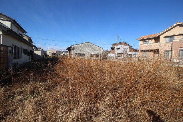 栃木市新井町の外観|敷地内から西側を撮影
