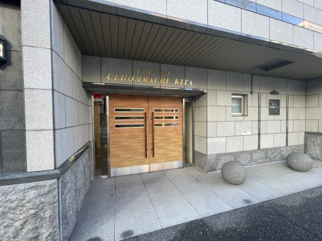 エスリード上本町北のエントランス
