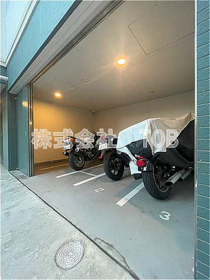 【その他共用部分】 | ベリスタ高井戸駅前 | バイク置き場