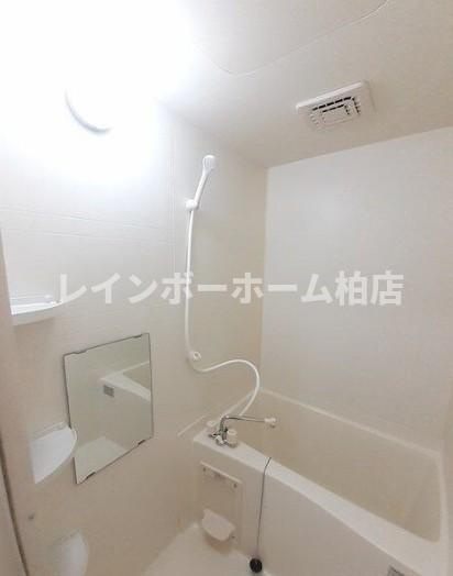 【仲介手数料：50％OFF】対象物件！の浴室|落ち着いた空間のお風呂です