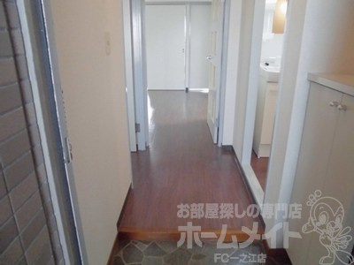 アメニティ芦田第3マンションの玄関