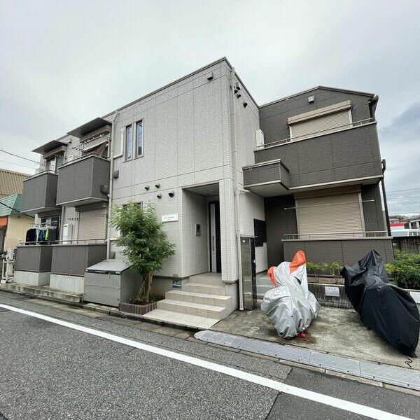 エムズ江北の外観