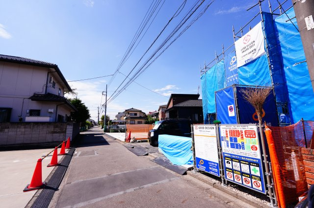 新築　前橋市下新田町2期　Blooming　Garden　1号棟の前面道路含む現地写真|現地写真　南側接道幅員約4ｍ