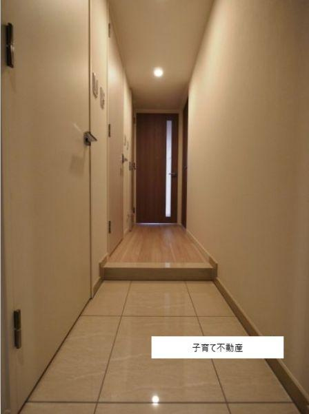 ＬＩＧＨＴ　ＴＥＲＲＡＣＥ　新宿御苑の玄関