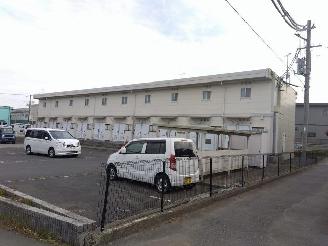 レオパレスプリマベーラの外観