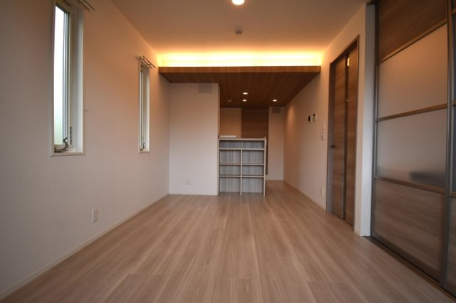 多摩市乞田のアパートの内装