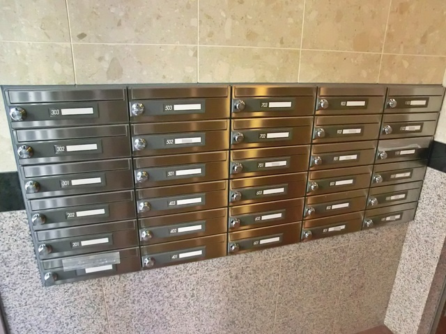 第１０シントウキョウビルのその他共用部分|集合ポストです♪