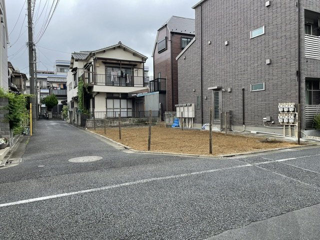 江戸川区東葛西５丁目　建築条件なし売地の前面道路含む現地写真|現地２０２６年７月撮影