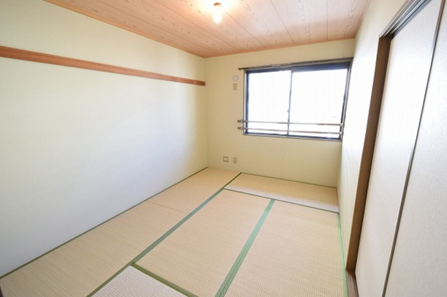 【寝室】ハイツ平成