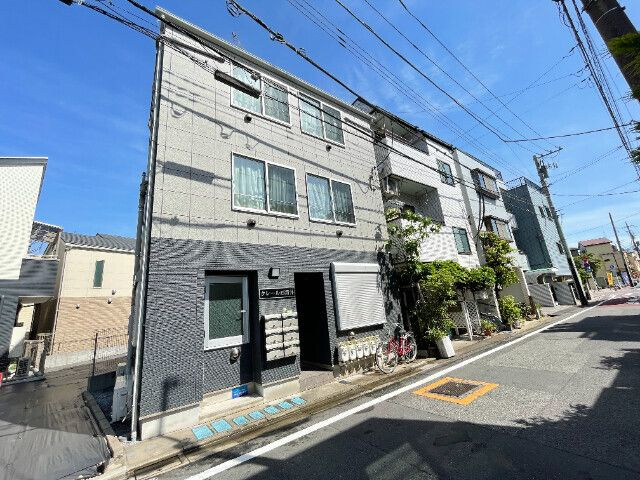 クレール西新井の外観