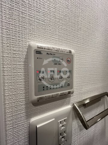 エスリード大阪ザルクスの設備|エスリード大阪ザ・ルクス　浴室乾燥機