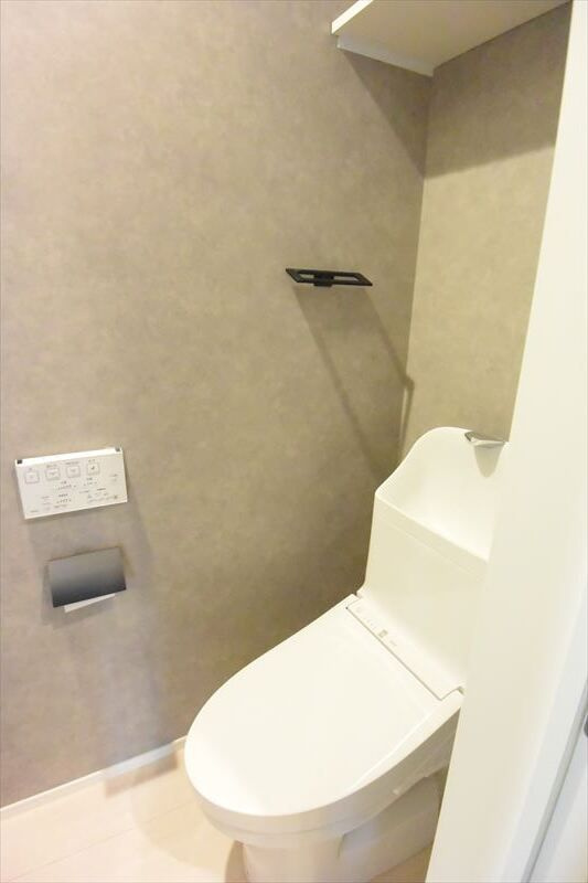 CREAのトイレ