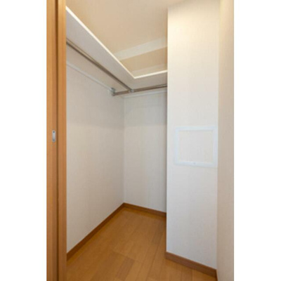 【収納】 | アゼリアテラス新宿 | ウォークインクローゼット完備。
