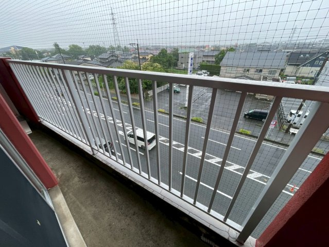 ハイツキーパルのバルコニー