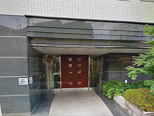 Ｄ’クラディア中野桃園のエントランス|Ｄ’クラディア中野桃園：ペット飼育可能なマンションです！