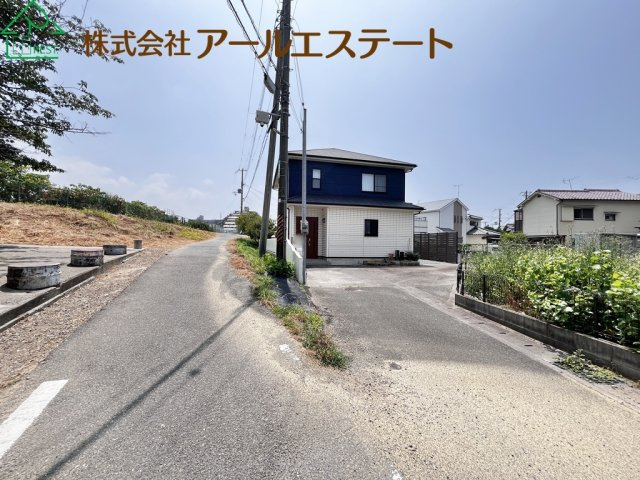 加古川市平岡町土山　　JR「土山駅」徒歩12分の前面道路含む現地写真