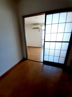 【居間・リビング】 | エスポワール | ゆったり過ごせる居間です