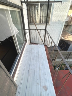 【バルコニー】 | 亀岡市篠町野條下川 | 東向きバルコニー：リフォームをお楽しみいただけます♪