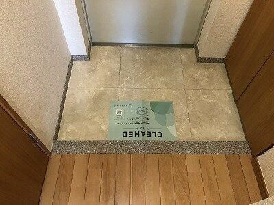 レオーネ清澄白河の玄関