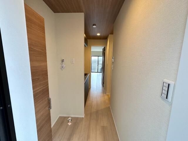 フォレスト七林の玄関