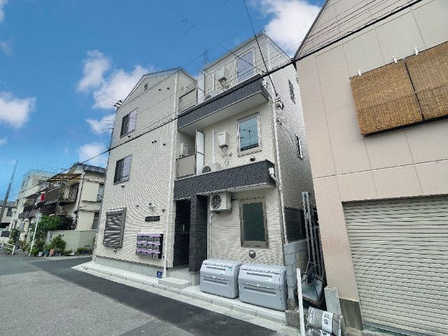 シャンテ新小岩の外観