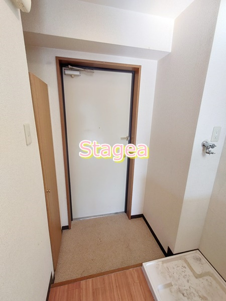シルフィ大宮の玄関