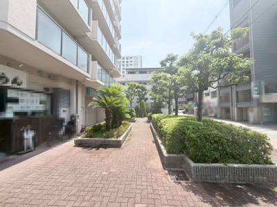 【その他】 | リビオ住ノ江駅前 | ＬＤＫ約１５帖！床暖房完備！
南西向きの大きな窓のあるリビングは、陽光あふれる明るい空間です！
居心地良く、ご家族皆がゆったり寛げる憩いの空間となりそうです♪