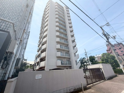 【外観】 | リビオ住ノ江駅前 | ゆったりとくつろげる綺麗な浴室ですよ！時間短縮でシャワーだけの方も多いですが、一日の疲れを癒すため湯船に浸かれば心身ともにリラックスできますね♪