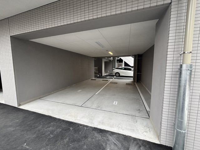 ASCLAIRE KOBE HIGASHINADAの駐車場