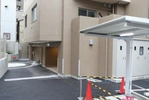 フレンシア文京関口の駐車場