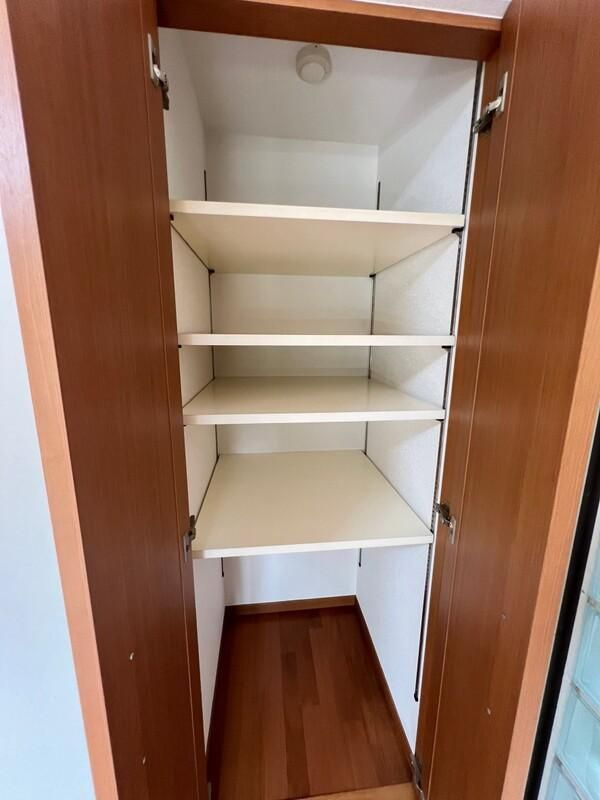 日神デュオステージ小竹向原の収納