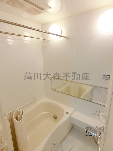 アルシオンエアポートタワーの浴室|追焚+浴室乾燥機付きのバスルーム　お風呂