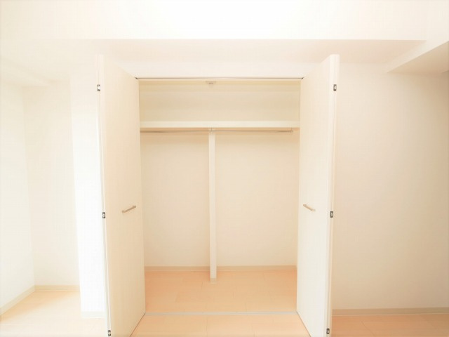 Luxe都島Ⅲの収納|Luxe都島III　クローゼット