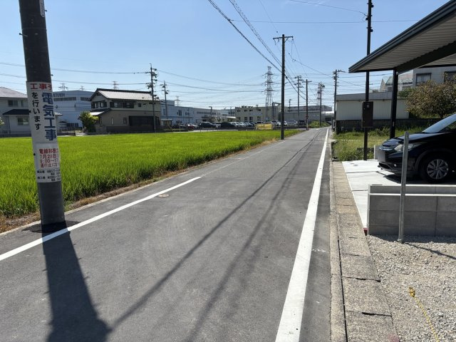 刈谷市西境町蒲生池99、100、100-2、112他『仲介手数料無料』新築一戸建て・建売の前面道路含む現地写真