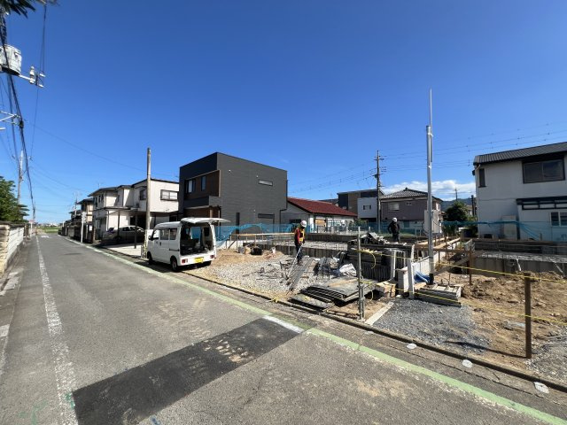 新築　高崎市吉井町1期　2号棟の外観|　2026年10月完成予定！類似物件のご内覧等、お気軽にお問合せください♪　							
　							

