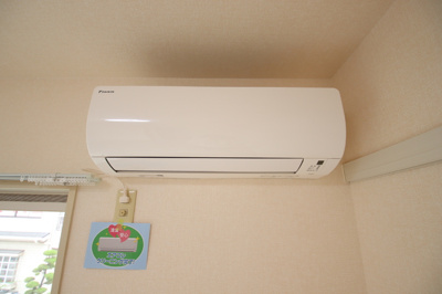 【設備】 | クリスタルガーデン | エアコン