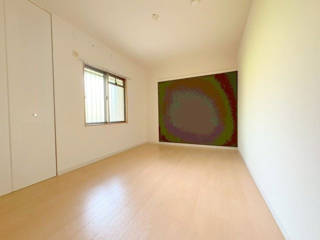 フローラル宝塚の洋室