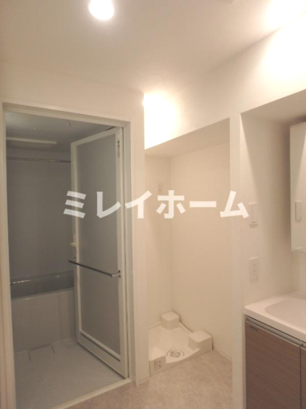 XEBEC糀谷の独立洗面台