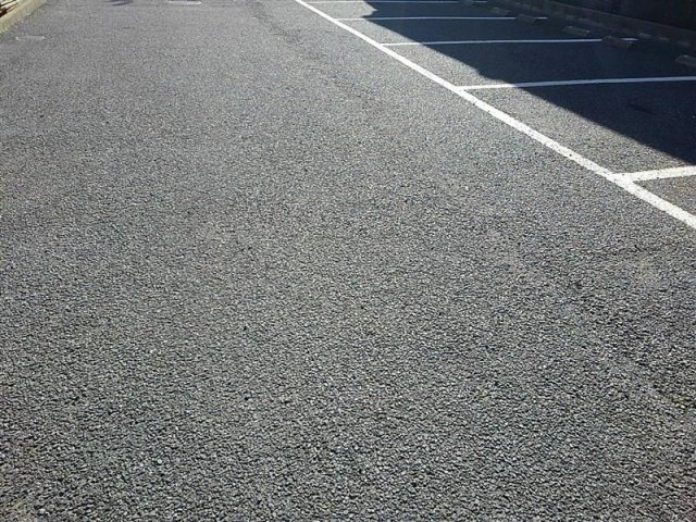 レオパレスナナの駐車場