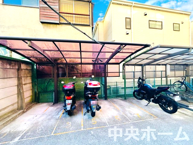 ハイム松江の駐車場|【バイク置場】最新の空き状況や費用などの詳細は担当スタッフまでお問い合わせください。