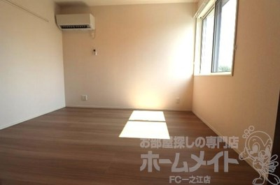 アヴァンス江戸川 の洋室