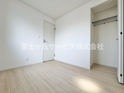 【子供部屋】 | 藤枝市上当間 2期 新築一戸建て | 子供部屋としても使える洋室です