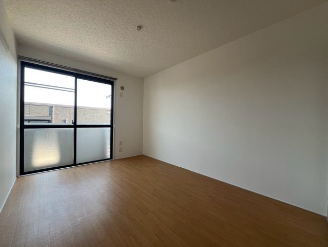 ガーデン・スマ B棟の子供部屋