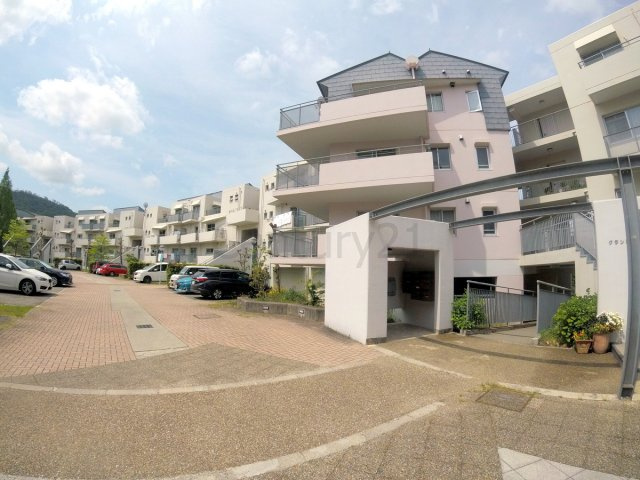 【外観】 | グランドメゾン西宮名塩2番館