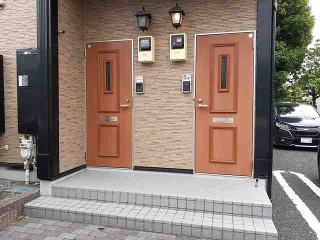 ジュネス　ベルのエントランス