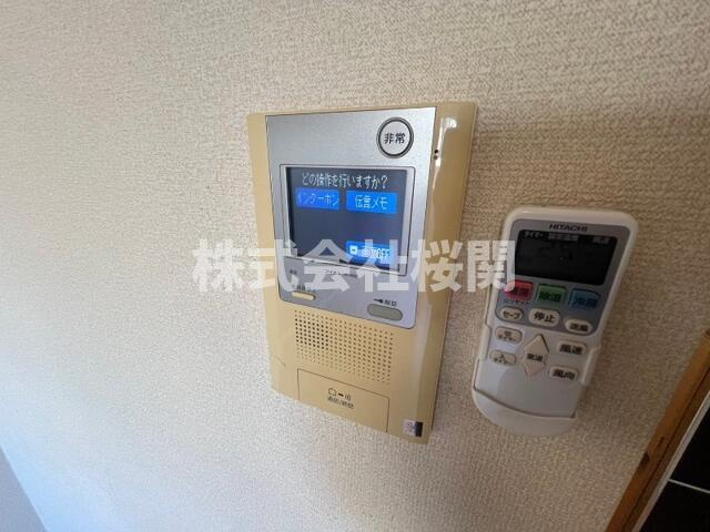 ラ・エテルノ横浜関内のセキュリティ|モニター付きインターホン 