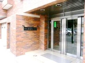 カルム桜新町パティオのエントランス